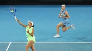 德天空：德甲三强争夺17岁中场德卡特，安德莱赫特要价2500万