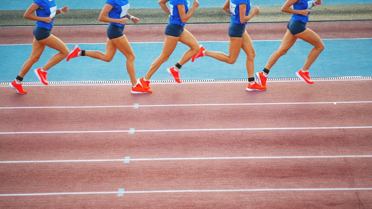 詹姆斯正式拒绝湖人续约合同！想重返骑士冲冠，米切尔却不给面子